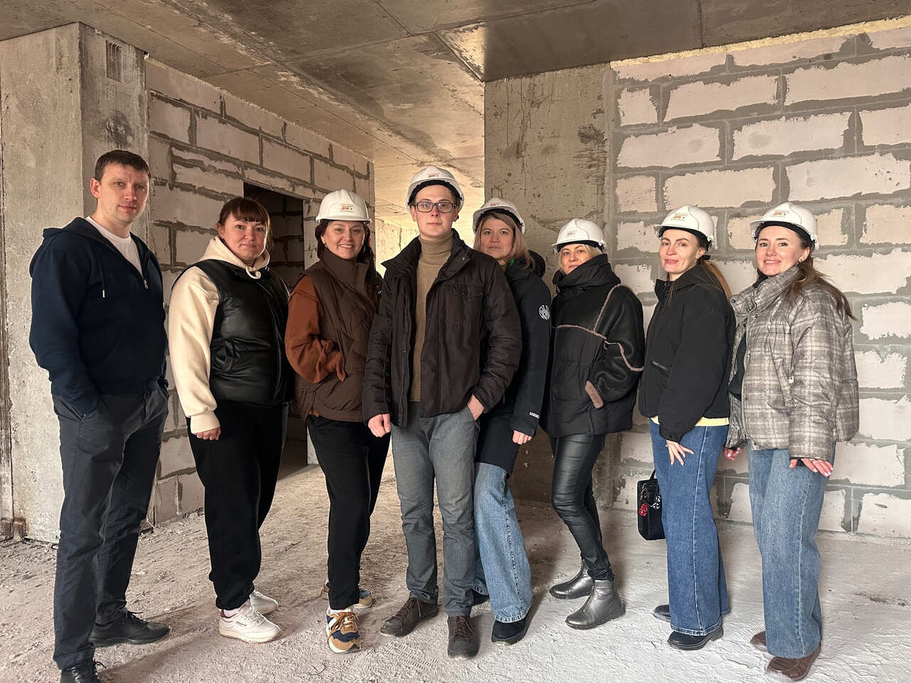 В весенний прохладный день экскурсия в ЖК "Корица"! 